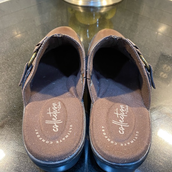 Clarks women’s Size 8.5 shoes/clogs, Comfort Collection. - Picture 6 of 11